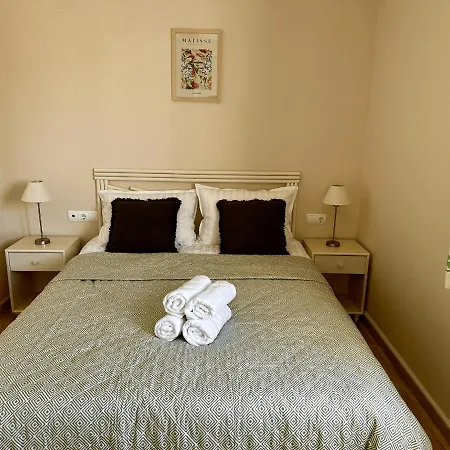 Esmeralda Apartment